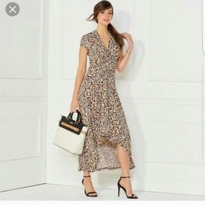 Iman hi lo dress NWOT/ XS Average and Short